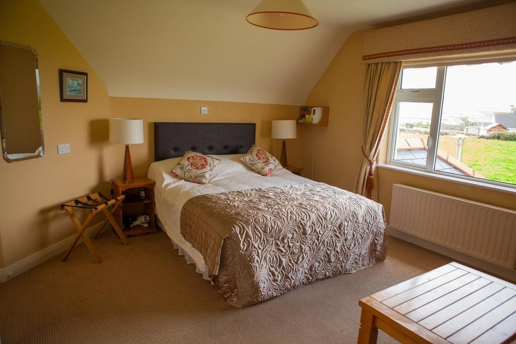 Bambury'S Guesthouse ดิงเกิล ห้อง รูปภาพ