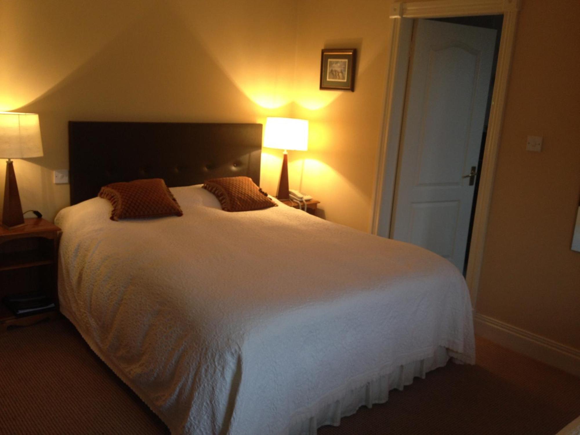 Bambury'S Guesthouse ดิงเกิล ห้อง รูปภาพ